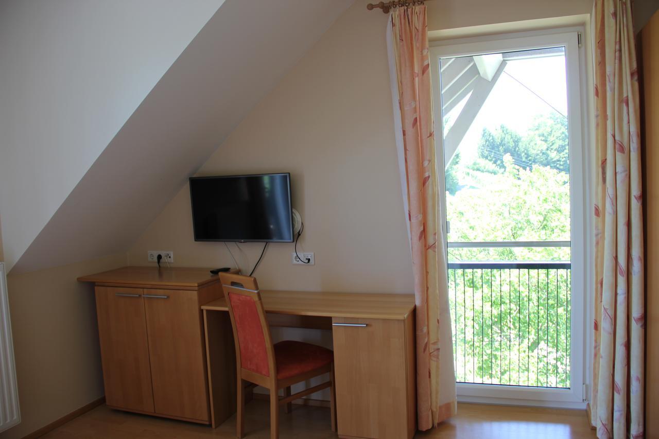 Ratsch an der Weinstraße Zweytick Gaestezimmer Weingut מראה חיצוני תמונה