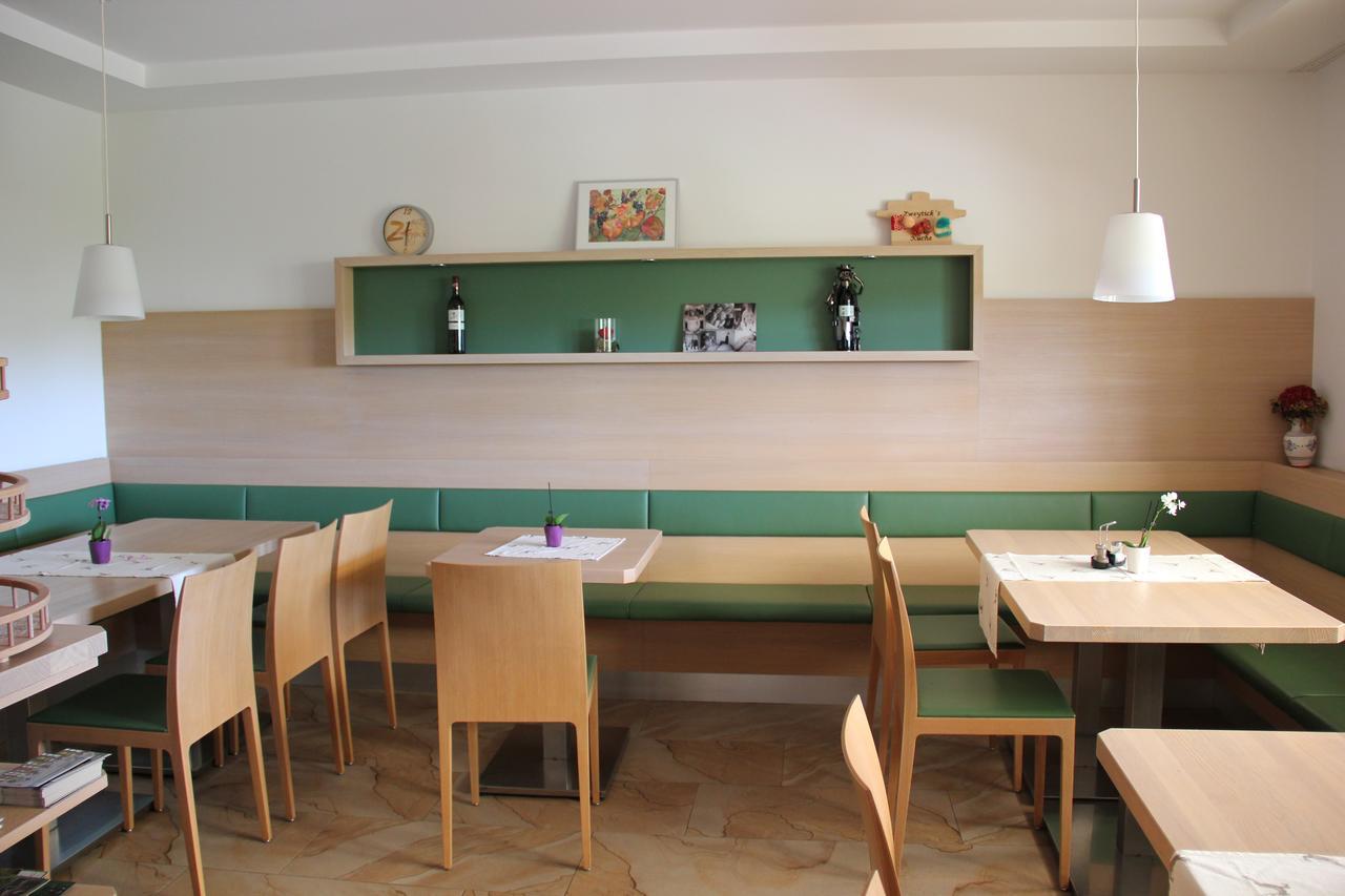 Ratsch an der Weinstraße Zweytick Gaestezimmer Weingut מראה חיצוני תמונה